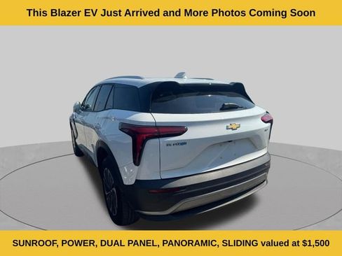 Used 2024 Chevrolet Blazer EV LT AWD/4WD image 5