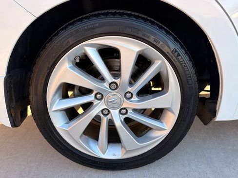Used 2016 Acura ILX FWD image 4