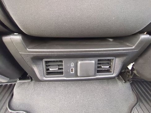 Used 2024 GMC Sierra 1500 Elevation image 21