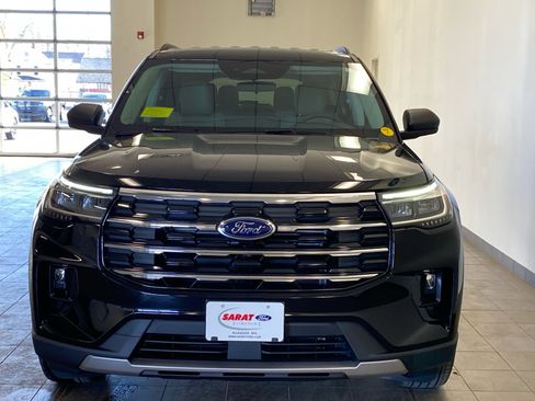 New 2026 Ford Explorer Active image 3