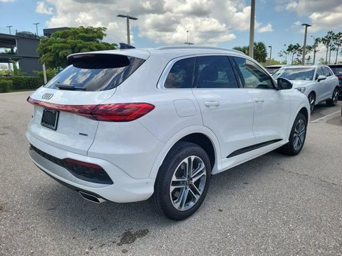 Certified 2025 Audi Q5 Premium w/ Convenience Package AWD/4WD image 7