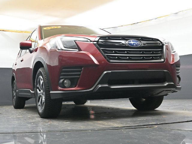 Used 2023 Subaru Forester Premium AWD/4WD image 36