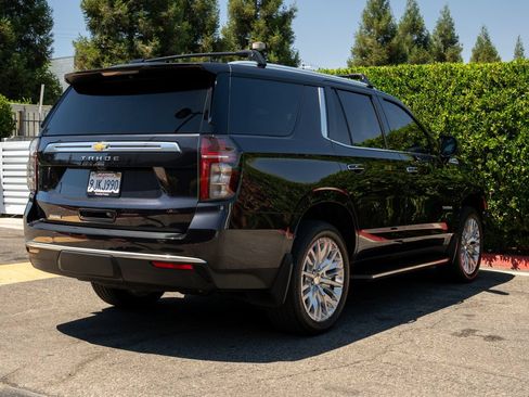 Used 2023 Chevrolet Tahoe High Country AWD/4WD image 10