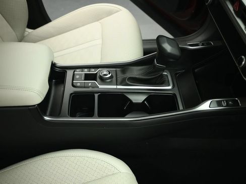 Certified 2025 Kia Sorento S FWD image 56