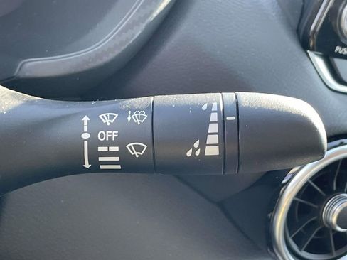 Used 2025 Nissan Sentra S image 21