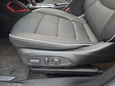 Used 2023 Chevrolet TrailBlazer RS w/ Sun and Liftgate Package FWD image 28