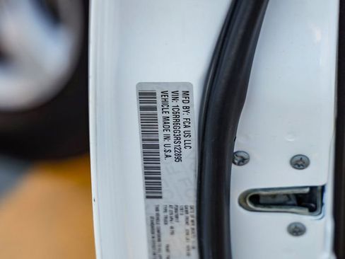 Used 2024 RAM 1500 Classic SLT image 31