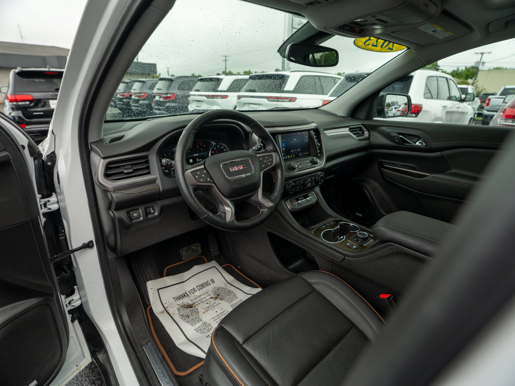 Used 2023 GMC Acadia AT4 w/ Preferred Package AWD/4WD image 27