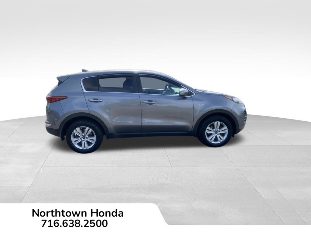 Used 2017 Kia Sportage LX AWD/4WD image 10