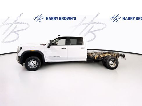 Used 2024 GMC Sierra 3500 Pro w/ Convenience Package AWD/4WD image 22