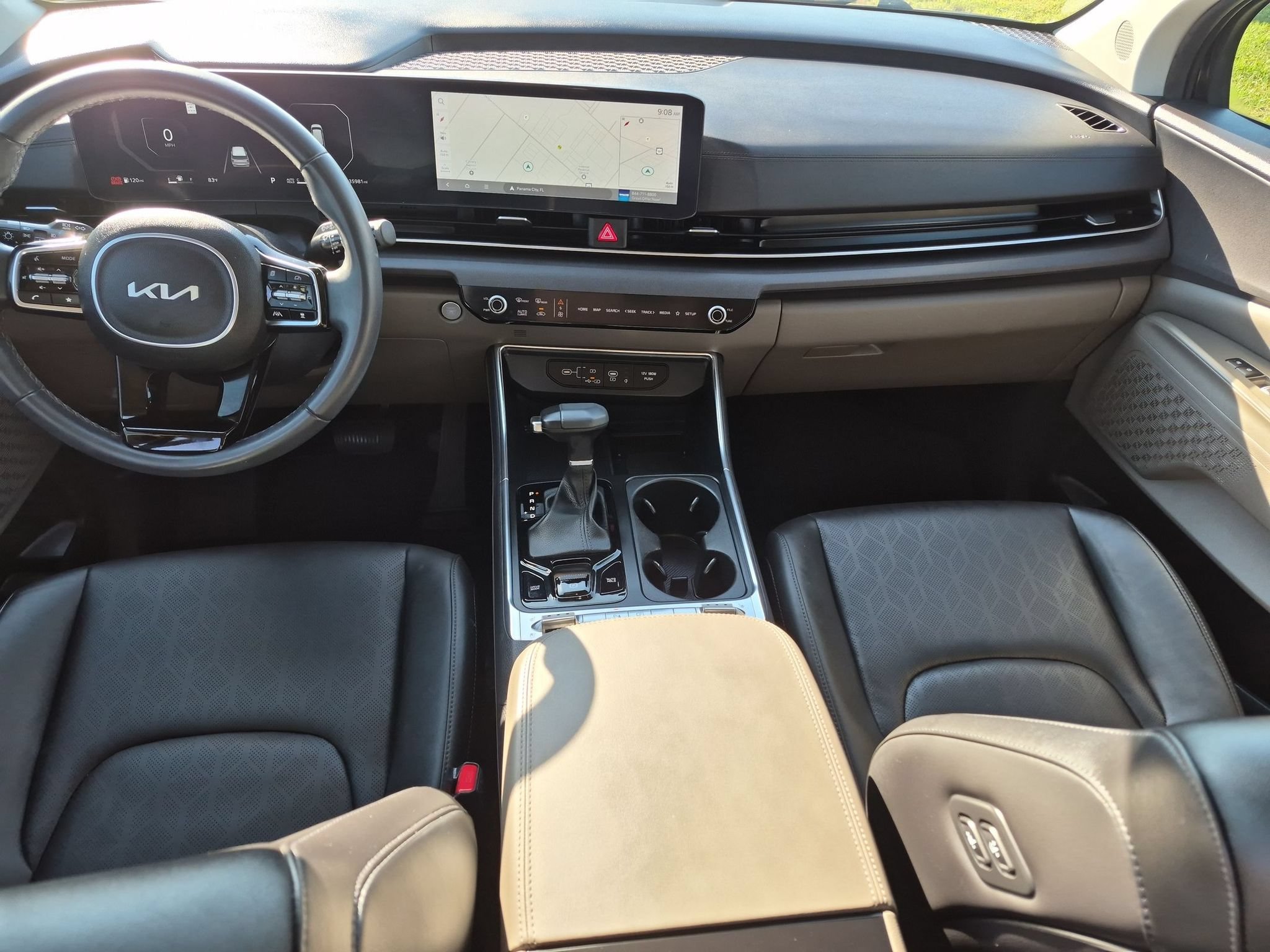 Used 2025 Kia Carnival SX FWD image 17