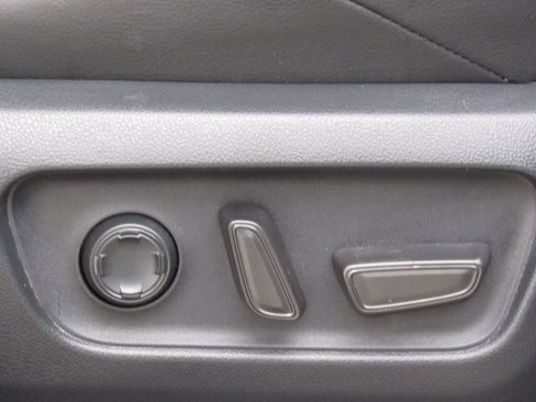 Certified 2025 Toyota 4Runner TRD Off-Road Premium image 20