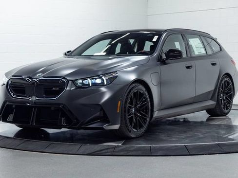 New 2027 BMW M5 Touring AWD/4WD image 8