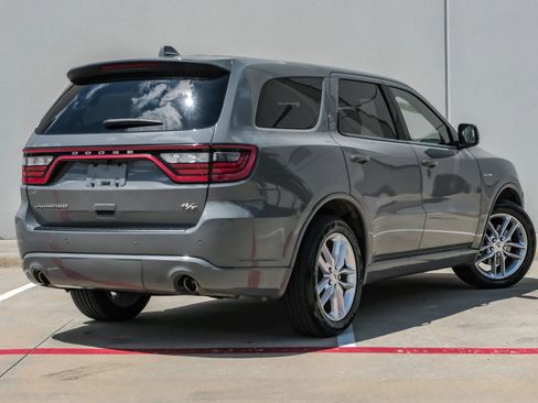 Used 2022 Dodge Durango R/T RWD image 11