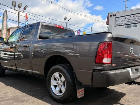 Used 2018 RAM 1500 Express AWD/4WD image 8