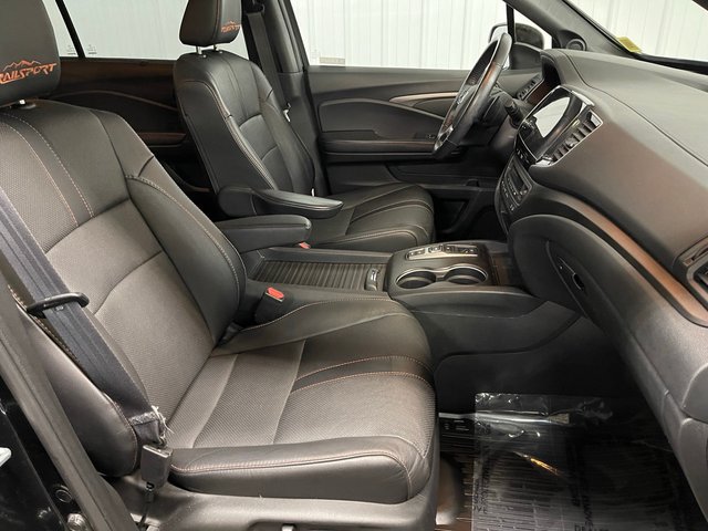 Used 2023 Honda Passport TrailSport image 19