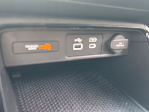 Used 2024 Honda CR-V EX image 19