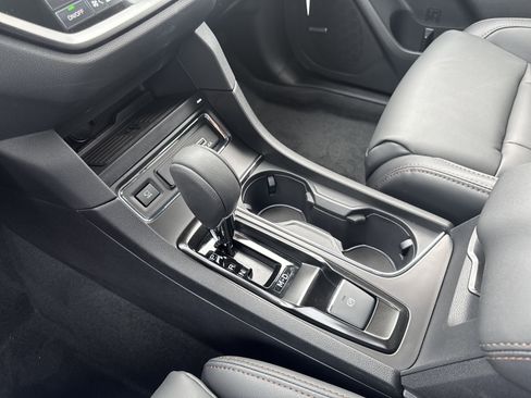 New 2026 Subaru Ascent Limited Bronze image 23