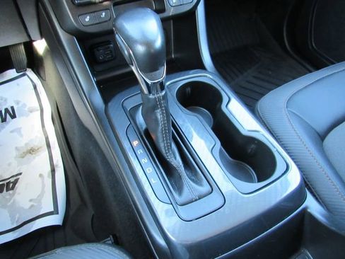 Used 2022 GMC Canyon AT4 image 26