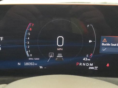 Used 2025 Cadillac XT4 Sport AWD/4WD image 18