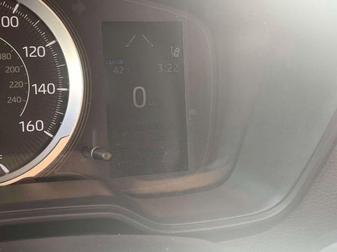 Used 2022 Toyota Corolla LE image 24