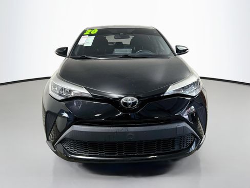 Used 2020 Toyota C-HR XLE FWD image 11