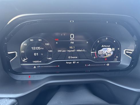 Used 2024 GMC Yukon Denali AWD/4WD image 21