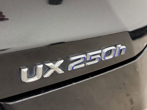 Used 2020 Lexus UX 250h F Sport w/ F Sport Premium Package AWD/4WD image 15