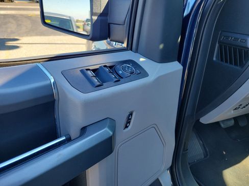 Used 2018 Ford F150 XLT w/ Equipment Group 302A Luxury image 18