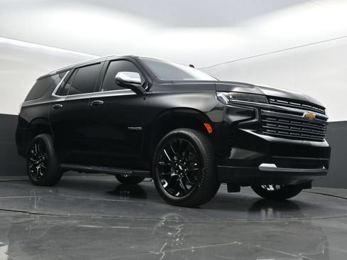 Used 2024 Chevrolet Tahoe Premier w/ Premium Package AWD/4WD image 43