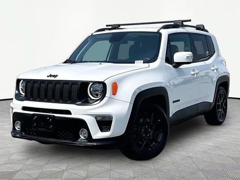 Used 2020 Jeep Renegade Altitude w/ UConnect 8.4 Nav Group FWD image 3