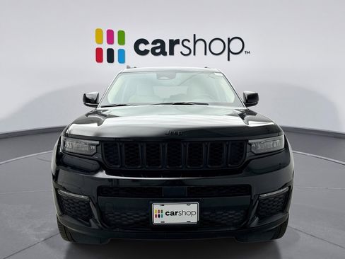 Used 2022 Jeep Grand Cherokee L Limited w/ Black Appearance Package AWD/4WD image 7