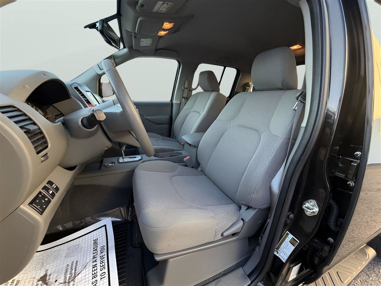 Used 2020 Nissan Frontier SV w/ Midnight Edition Floor Mats AWD/4WD image 24
