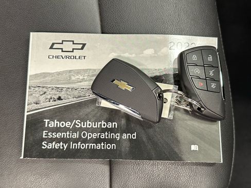 Used 2023 Chevrolet Suburban Z71 w/ Luxury Package image 44