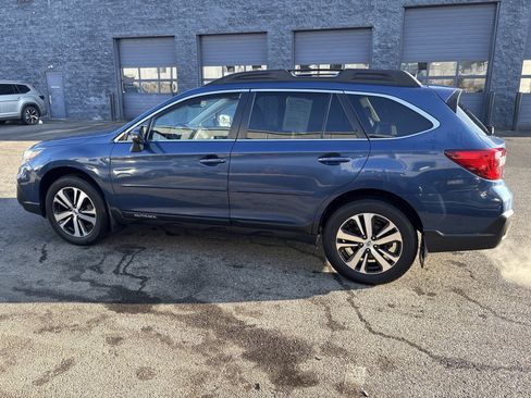 Used 2019 Subaru Outback 2.5i Limited image 4