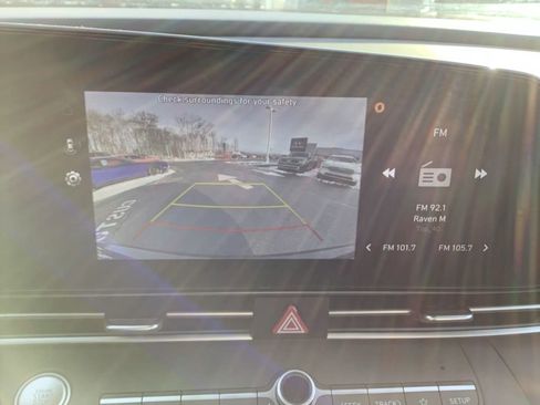 Used 2025 Hyundai Elantra SEL image 20