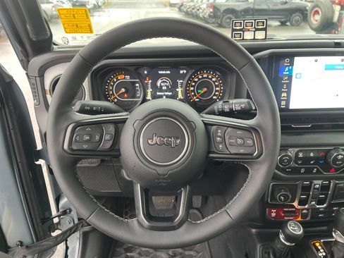 New 2025 Jeep Wrangler Unlimited Sport AWD/4WD image 24