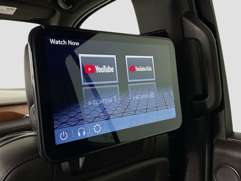 Used 2024 GMC Yukon Denali Ultimate AWD/4WD image 29