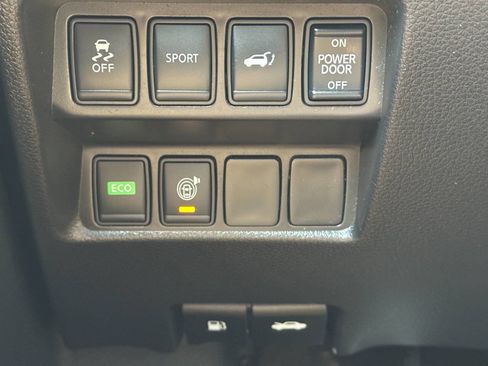 Used 2016 Nissan Rogue SL w/ SL Premium Package image 42