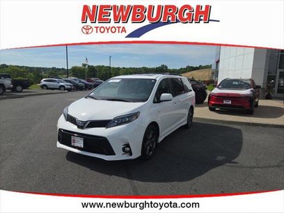 Certified 2020 Toyota Sienna SE Premium