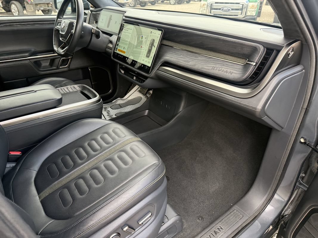 Used 2022 Rivian R1T Launch Edition AWD/4WD image 16