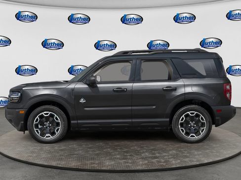 Used 2025 Ford Bronco Sport Outer Banks w/ Outer Banks Tech Package+ AWD/4WD image 3