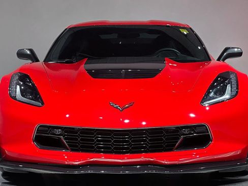 Used 2016 Chevrolet Corvette Z06 w/ Z07 Performance Package RWD image 16