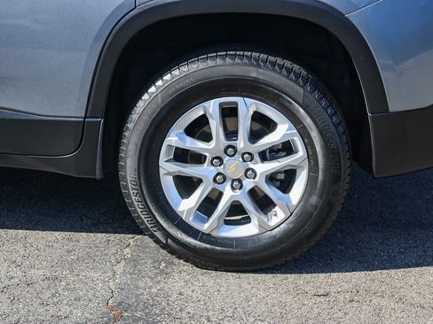 Used 2019 Chevrolet Traverse LT image 8