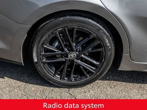 Used 2025 Toyota Camry SE FWD image 7