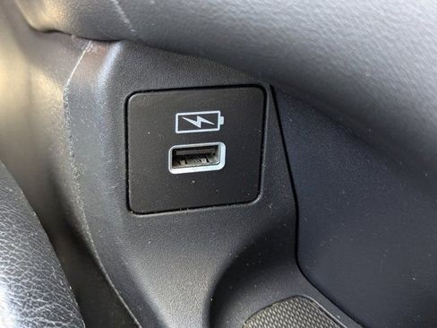 Certified 2023 Honda HR-V LX image 27