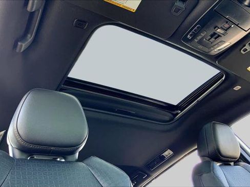 Certified 2026 Toyota Sienna XLE Woodland Edition AWD/4WD image 14