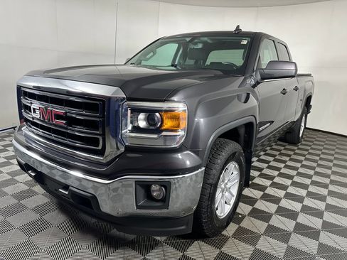 Used 2015 GMC Sierra 1500 SLE w/ SLE Value Package AWD/4WD image 1