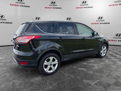 Used 2015 Ford Escape SE FWD image 3