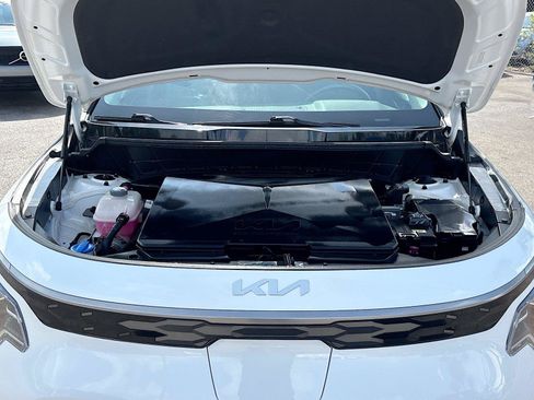 Used 2023 Kia Niro Wind FWD image 29